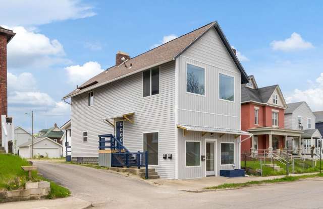 Photo of Charming 1BR First Floor Unit in Columbus