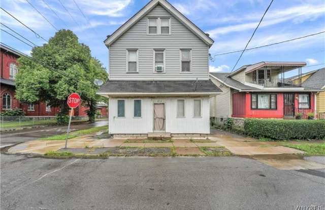 214 Ludington Street