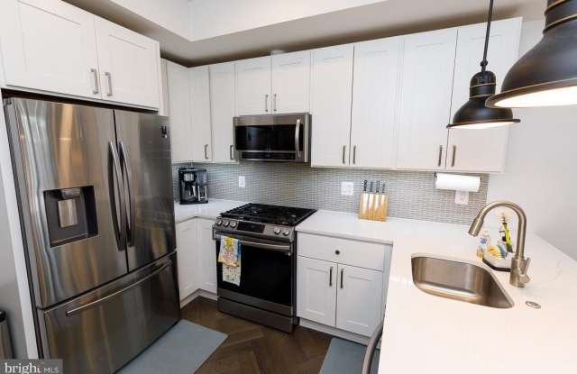 1001 BRYANT Street NE unit: Apt 1