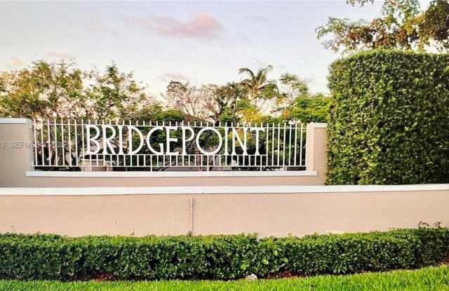 Photo of 5431 SW 70th Pl N