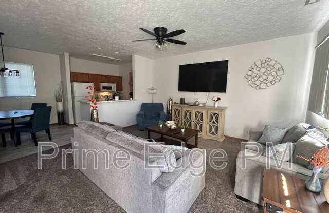 6241 Holdrege-6