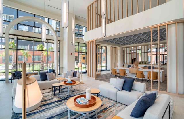 Metropolitan at The Riverwalk