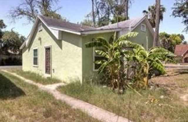 800 North 16th Street