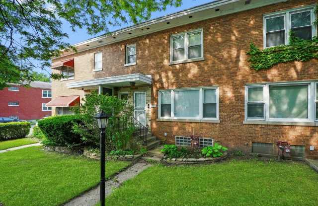 Photo of 7754 S Yates Boulevard