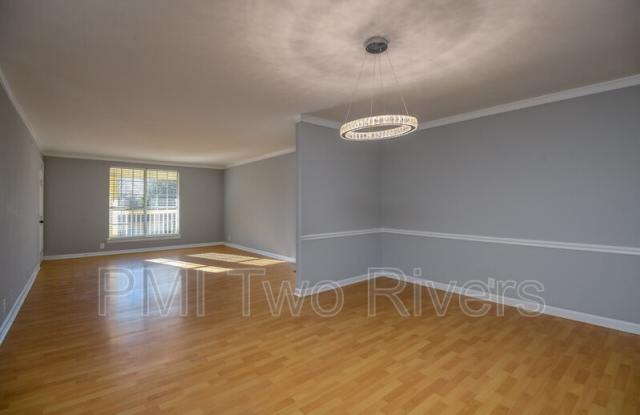 1280 Middle Tennessee Blvd c 8