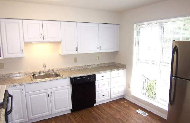 Satyr Woods - 3 Beds and a Rec Room!