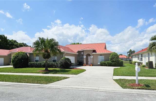 2425 45TH AVENUE - 2425 45th Avenue, Vero Beach South, FL 32966