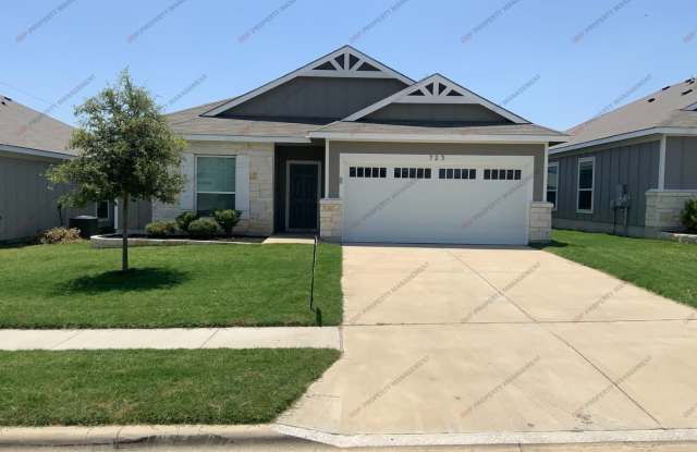 Troy ISD- 3 Bed, 2 Bath- 1411 SQFT