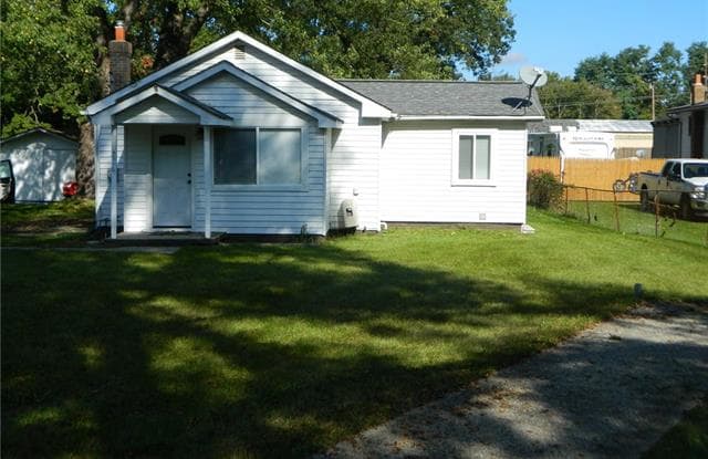 4916 WOOD Street - 4916 Wood Rd, Waterford, MI 48329