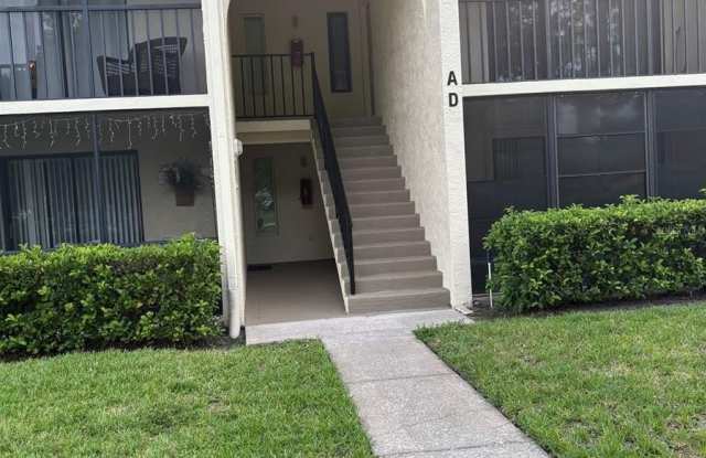 Photo of 1400 PINE GLEN LN