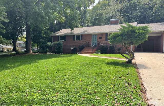 1218 Belrose Lane