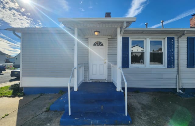 9 Lincoln Avenue - 9 Lincoln Avenue, Keansburg, NJ 07734