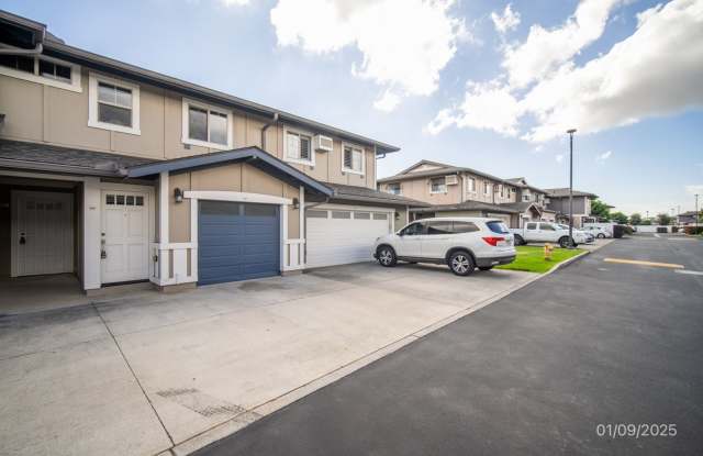 Renovated 3br/2ba/2pkg Townhouse in Nohona at Kapolei