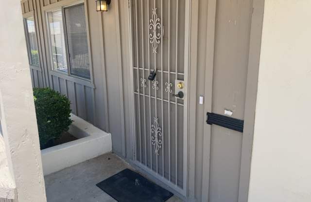 28026 Winged Foot Dr