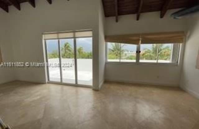 50 Ocean Lane Dr