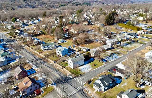 186 West Washington Street