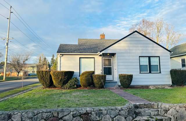 Charming Downtown Vancouver Bungalow