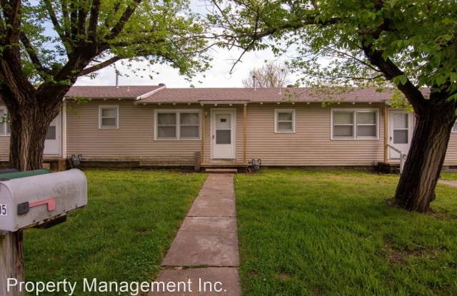 2003 W 6 - 2003 West 6th Street, Coffeyville, KS 67337