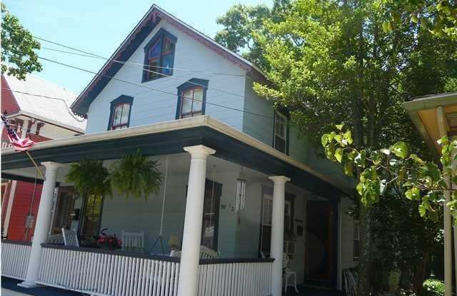 98 Mount Carmel Way unit: 2