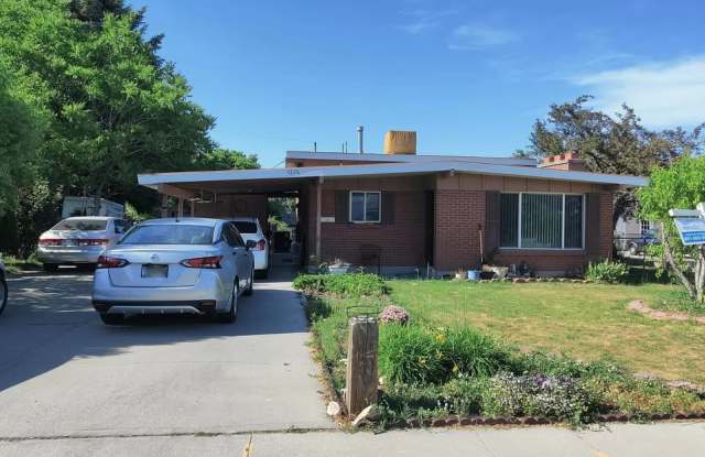 4226 West 4495 South