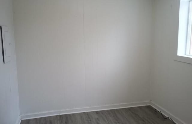 605 North Hayes Avenue