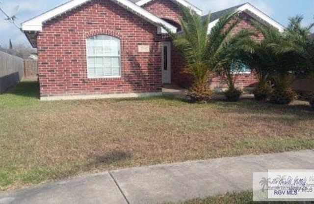 2805 MADRID AVE. - 2805 Madrid Avenue, Brownsville, TX 78520