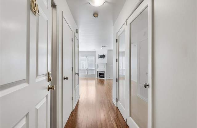 244 13th Street NE unit: 118