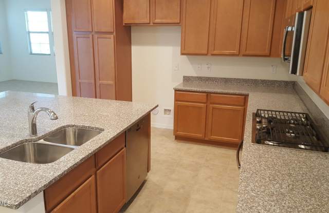 2258 S WALLRADE Lane