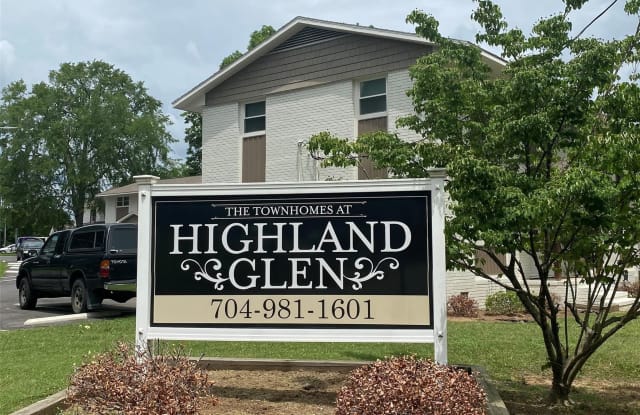 318 Highland Street - 318 Highland Street, Mount Holly, NC 28120