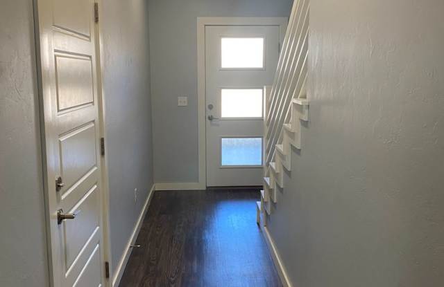 3 bedroom, 2.5 bathroom, 1 car garage