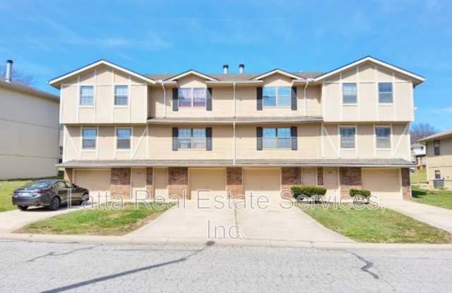 240 NW Waterwheel Ct