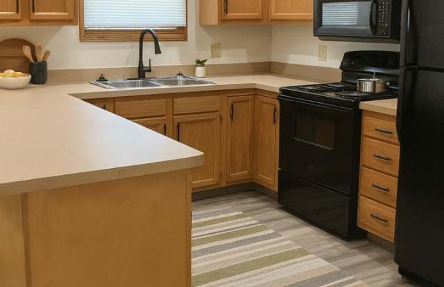 Black Friday Move-in Special! Up to $500 off!