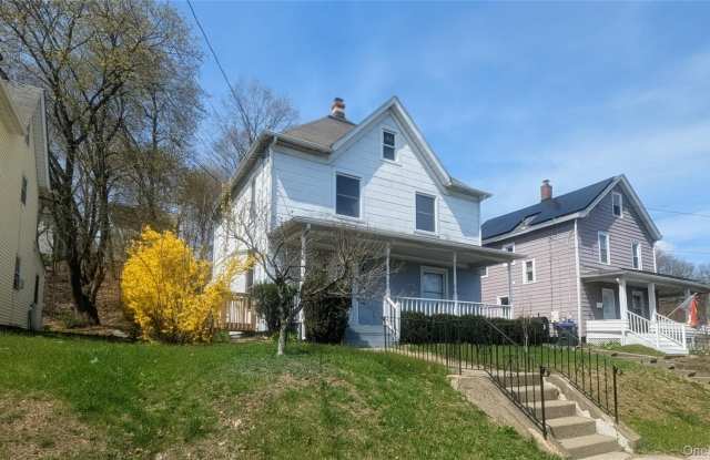 84 Orange Avenue