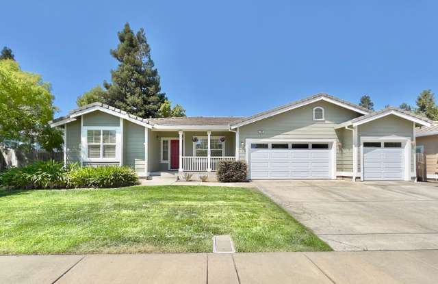 Beautifully Renovated Four Bedroom North Napa Home photos photos