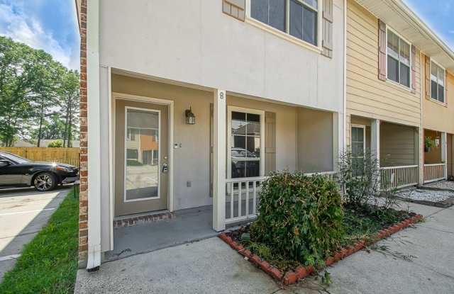 Photo of 13080 Burgess Avenue #8