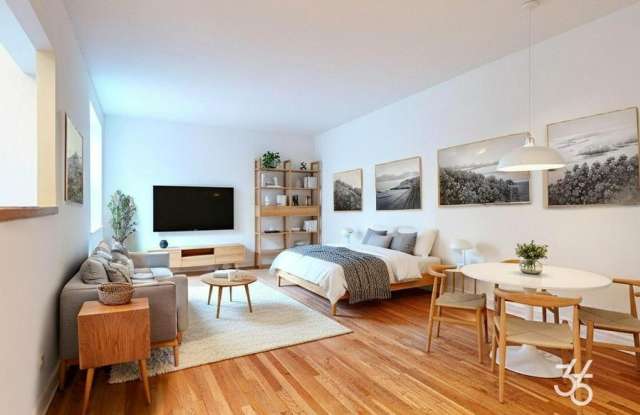 Photo of 711 West End Avenue