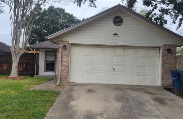 7125 Trappers Lake Dr - 7125 Trappers Lake Drive, Corpus Christi, TX 78413