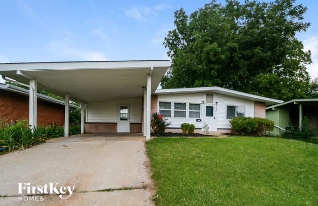 1845 Mullanphy Road - 1845 Mullanphy Road, Florissant, MO 63031