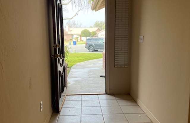 12105 Flat Iron Ct. -House