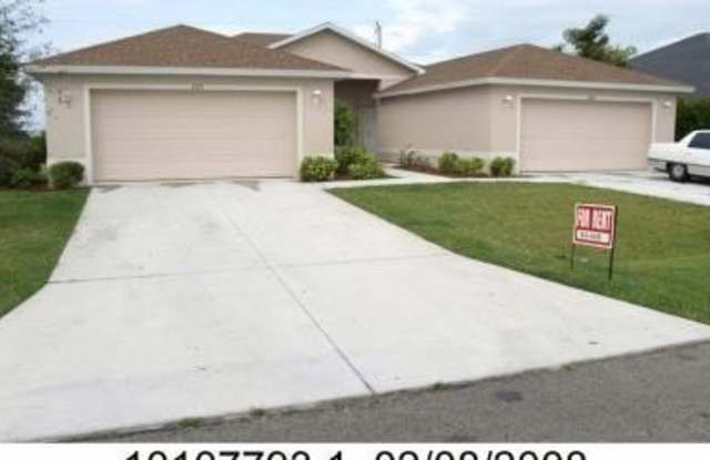4330 SW 7th Place