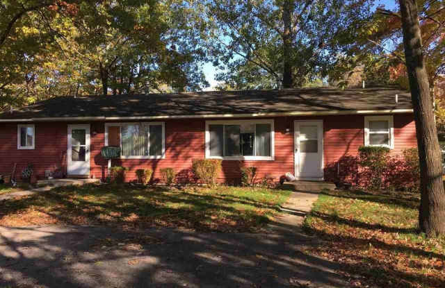 Photo of PHOTOS COMING SOON!!! Newly Remodeled 2 Bedroom, 1 Bath — Pet Friendly — Prime Traverse City Location!
