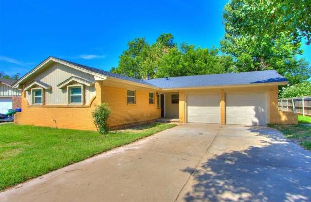 306 S Mercedes Drive