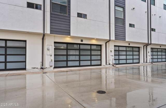 Photo of 325 E CORONADO Road unit: 8