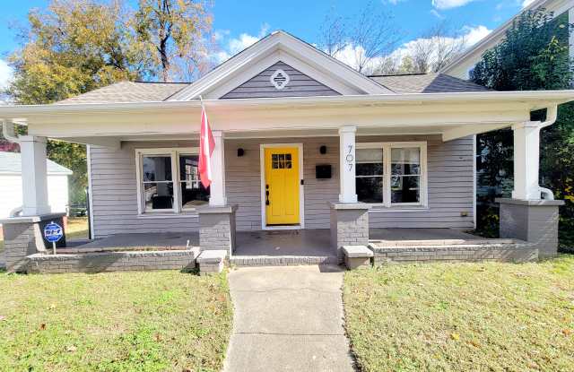 Photo of 707 S East St