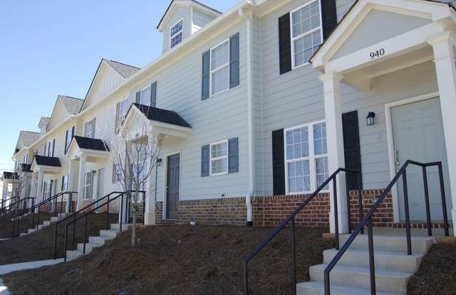 Welcome to The Enclave - 871 Wills Street, Gainesville, GA 30501