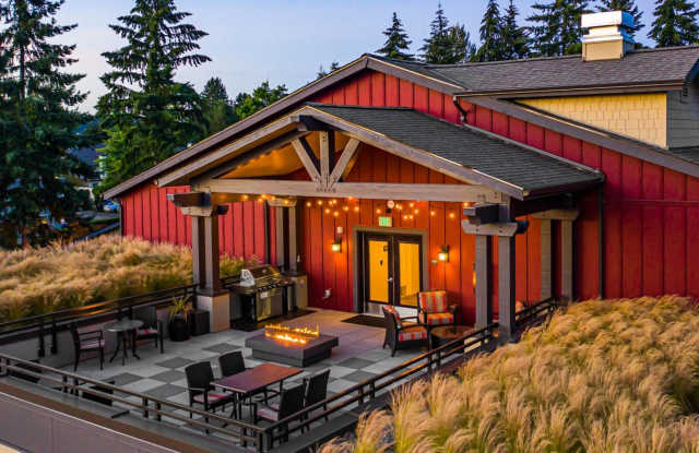 CityScape: Leasing Specials! Newly Renovated Premier Location in Bellevue, Rooftop Entertainment Area