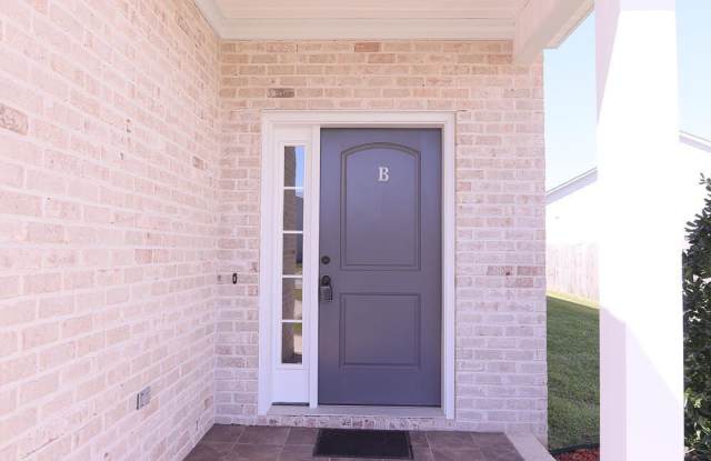 1904 Leighton Drive unit: B