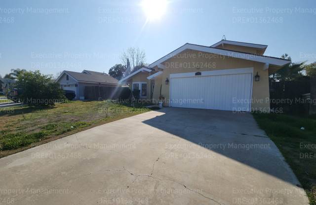 Stylish home with upgraded amenities