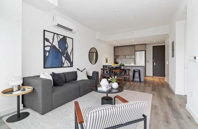 171 Chrystie Street