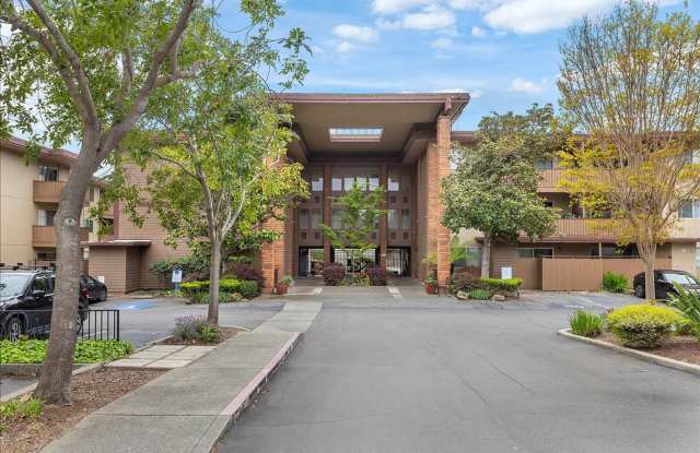 1311 Webster St Apt E103 - 2 bedroom | 2 bath | Condo